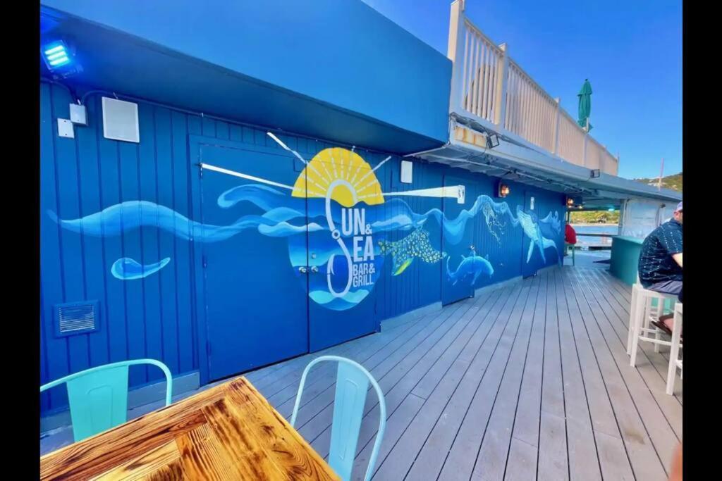 Mermaid Escape - Amazing Views! East End  Екстериор снимка